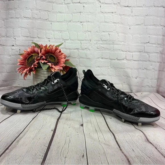 Men's Under Armour Harper 8 Low ST Metal Baseball Cleats sz 9.5 outdoor - Picture 3 of 9